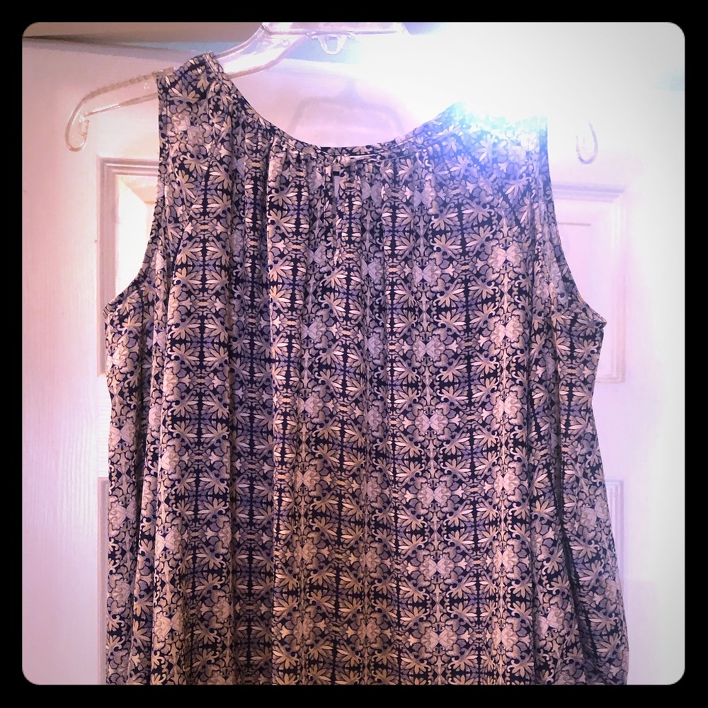 Women’s dress top multi colored